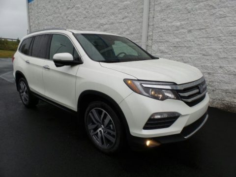 White Diamond Pearl Honda Pilot Touring AWD.  Click to enlarge.