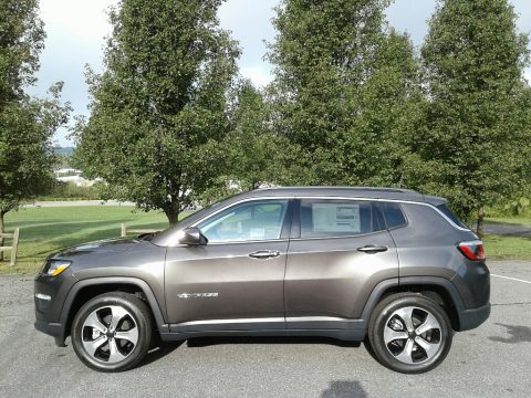Granite Crystal Metallic Jeep Compass Latitude 4x4.  Click to enlarge.