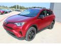 Front 3/4 View of 2018 Toyota RAV4 LE #3