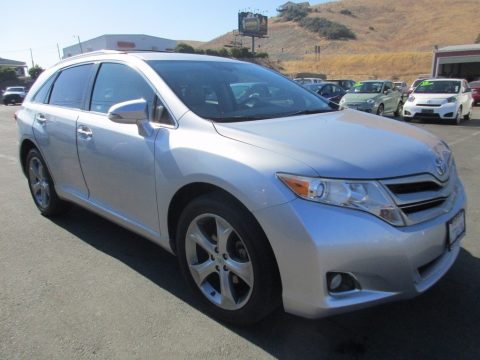 Classic Silver Metallic Toyota Venza XLE.  Click to enlarge.