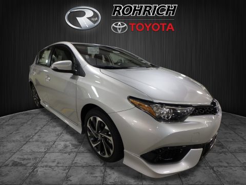 Classic Silver Metallic Toyota Corolla iM .  Click to enlarge.