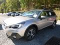 Front 3/4 View of 2018 Subaru Outback 2.5i Limited #8