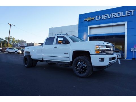 Summit White Chevrolet Silverado 3500HD High Country Crew Cab Dual Rear Wheel 4x4.  Click to enlarge.