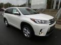 Front 3/4 View of 2018 Toyota Highlander Limited AWD #1
