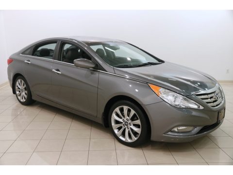 Harbor Gray Metallic Hyundai Sonata SE.  Click to enlarge.