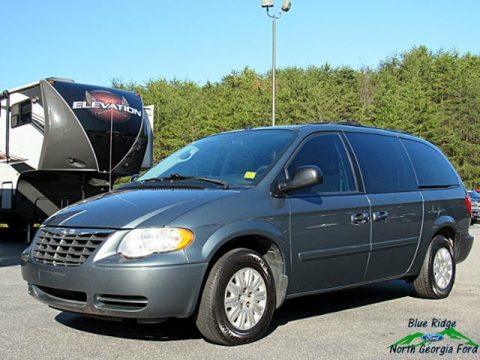 Marine Blue Pearl Chrysler Town & Country LX.  Click to enlarge.