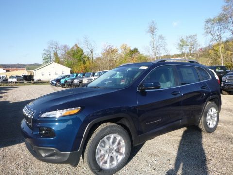 Patriot Blue Pearl Jeep Cherokee Latitude Plus 4x4. Click to enlarge. Patriot Blue Pearl Jeep Cherokee Latitude Plus 4x4. Click to enlarge.
