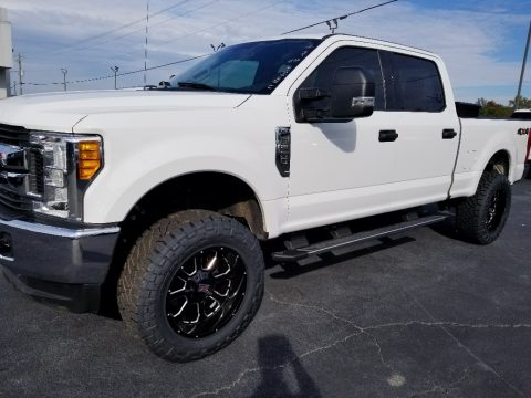 Oxford White Ford F250 Super Duty XLT Crew Cab 4x4.  Click to enlarge.