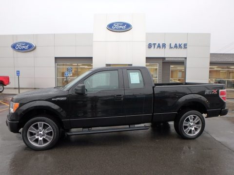 Tuxedo Black Ford F150 STX SuperCab 4x4.  Click to enlarge.