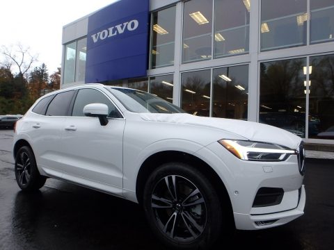 Ice White Volvo XC60 T6 AWD Momentum.  Click to enlarge.