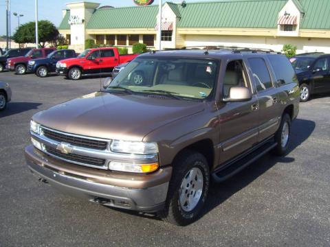 Sandalwood Metallic Chevrolet Suburban 1500 LT 4x4.  Click to enlarge.