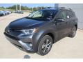 Front 3/4 View of 2018 Toyota RAV4 XLE #3