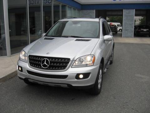 Iridium Silver Metallic Mercedes-Benz ML 350 4Matic.  Click to enlarge.