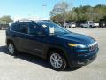 Front 3/4 View of 2018 Jeep Cherokee Latitude #7 Front 3/4 View of 2018 Jeep Cherokee Latitude #7