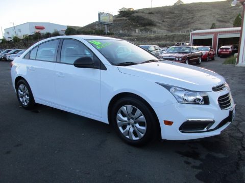 Summit White Chevrolet Cruze Limited LS.  Click to enlarge.