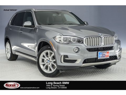 Space Gray Metallic BMW X5 sDrive35i.  Click to enlarge.
