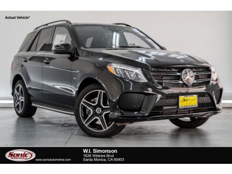 Black Mercedes-Benz GLE 550e 4Matic Plug-In Hybrid.  Click to enlarge.