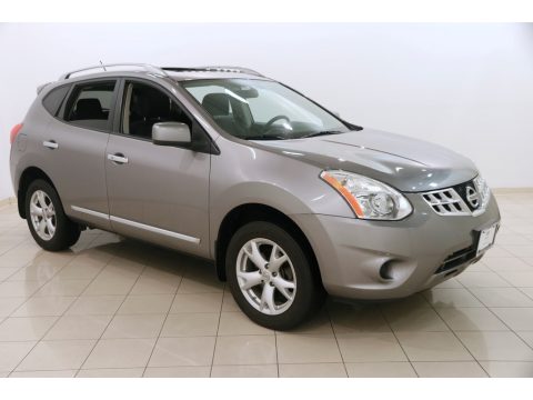 Platinum Graphite Nissan Rogue SV AWD.  Click to enlarge.