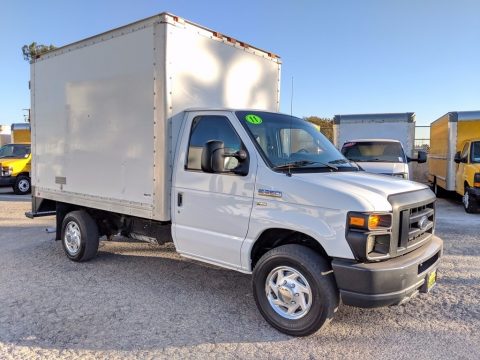 Oxford White Ford E Series Cutaway E350 Commercial Utility Truck.  Click to enlarge.