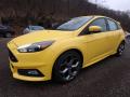 Front 3/4 View of 2018 Ford Focus ST Hatch #7