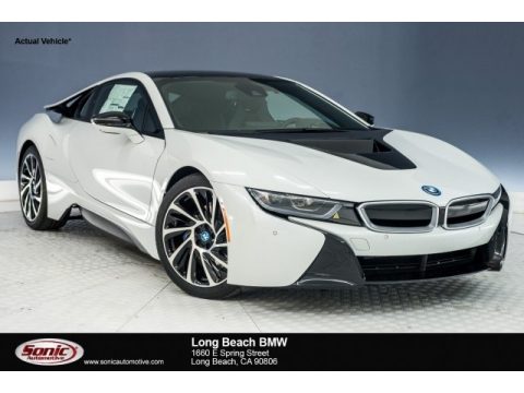 Crystal White Pearl Metallic BMW i8 .  Click to enlarge.