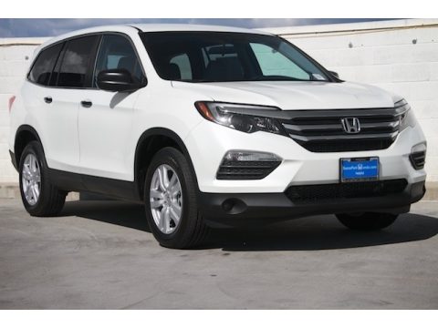 White Diamond Pearl Honda Pilot LX.  Click to enlarge.