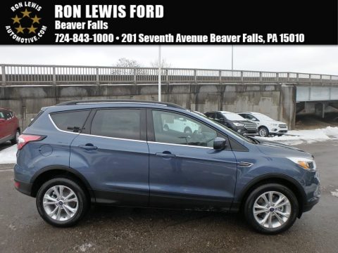 Blue Metallic Ford Escape SE 4WD.  Click to enlarge.