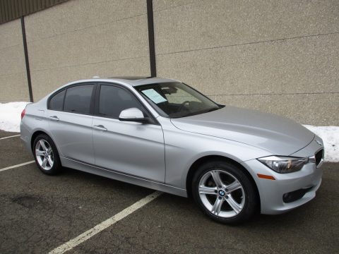 Glacier Silver Metallic BMW 3 Series 320i xDrive Sedan.  Click to enlarge.