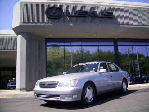 Alpine Silver Metallic Lexus LS 400.  Click to enlarge.