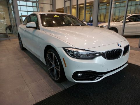 Mineral White Metallic BMW 4 Series 440i xDrive Coupe.  Click to enlarge.