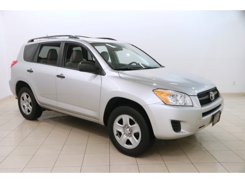 Classic Silver Metallic Toyota RAV4 I4 4WD.  Click to enlarge.