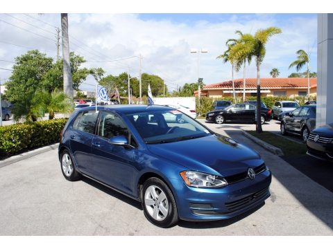 Silk Blue Metallic Volkswagen Golf 4 Door 1.8T Wolfsburg.  Click to enlarge.