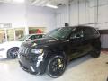Front 3/4 View of 2018 Jeep Grand Cherokee Trackhawk 4x4 #1