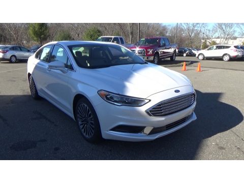White Platinum Ford Fusion SE AWD.  Click to enlarge.