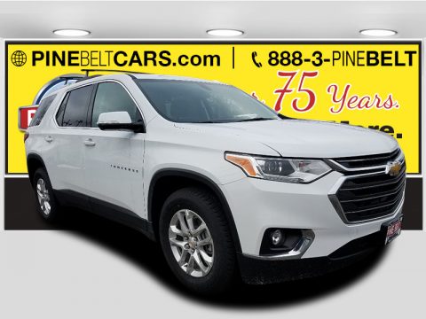 Summit White Chevrolet Traverse LT AWD.  Click to enlarge.