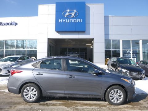 Urban Gray Hyundai Accent SE.  Click to enlarge.