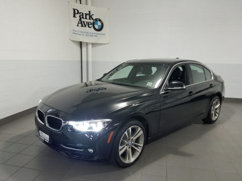 Black Sapphire Metallic BMW 3 Series 330i xDrive Sedan.  Click to enlarge.