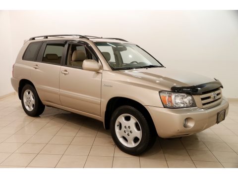 Sonora Gold Pearl Toyota Highlander V6 4WD.  Click to enlarge.