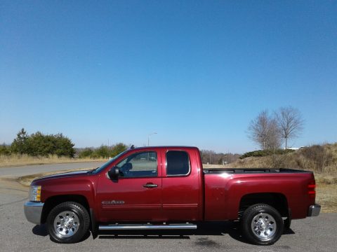 Victory Red Chevrolet Silverado 1500 LS Extended Cab.  Click to enlarge.