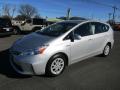 2014 Prius v Two #3