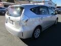 2014 Prius v Two #7
