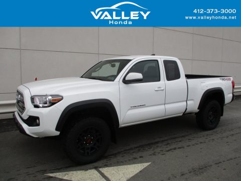 Super White Toyota Tacoma SR5 Access Cab 4x4.  Click to enlarge.