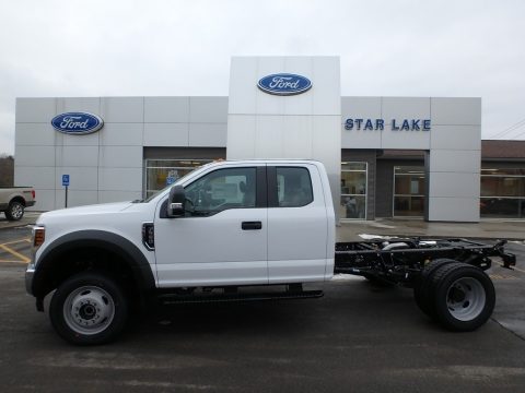 Oxford White Ford F550 Super Duty XL SuperCab 4x4 Chassis.  Click to enlarge.