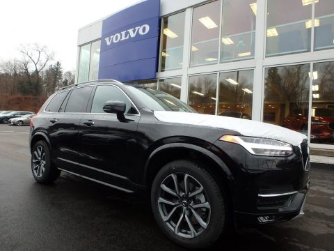 Onyx Black Metallic Volvo XC90 T5 AWD Momentum.  Click to enlarge.
