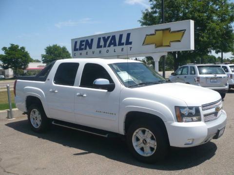 Summit White Chevrolet Avalanche LTZ 4WD.  Click to enlarge.