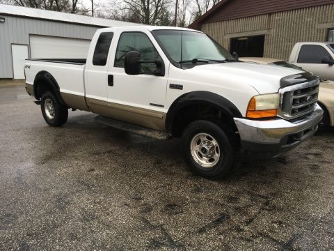 Oxford White Ford F250 Super Duty Lariat SuperCab 4x4.  Click to enlarge.