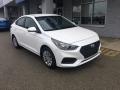 Front 3/4 View of 2018 Hyundai Accent SE #1