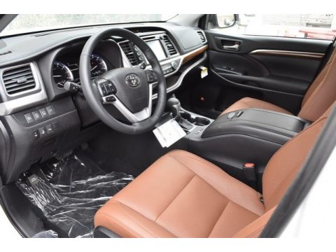 Blizzard White Pearl Toyota Highlander Limited AWD.  Click to enlarge.