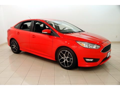 Race Red Ford Focus SE Sedan.  Click to enlarge.
