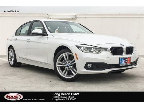 Alpine White BMW 3 Series 320i Sedan.  Click to enlarge.